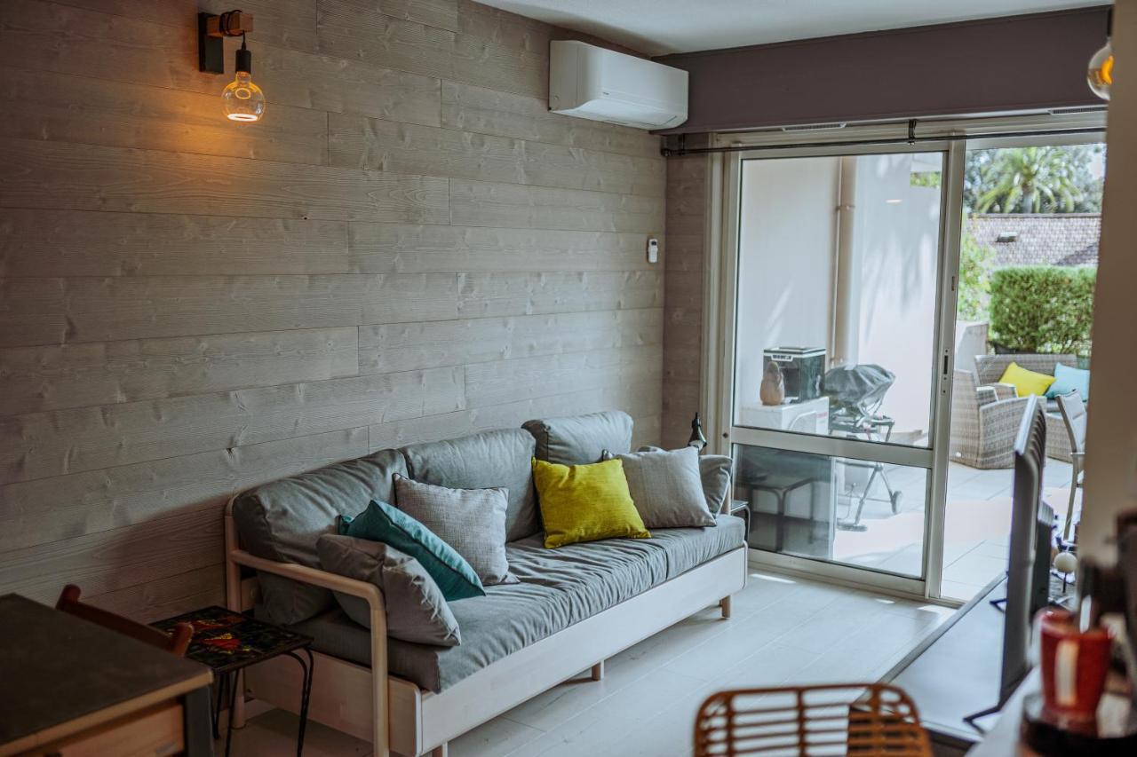 Appartement Martine & Thomas Santa Lucia à Saint-Raphaël Extérieur photo